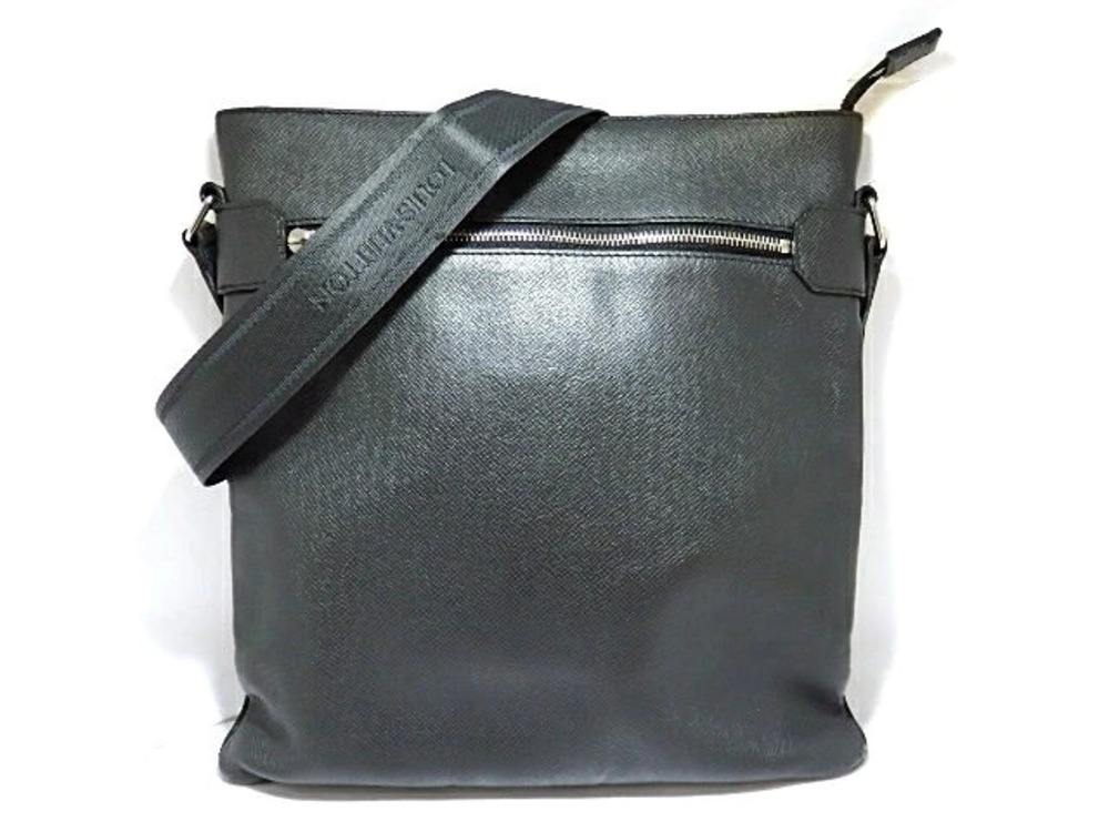 LOUIS VUITTON Shoulder Bag Sasha Taiga Ardoise